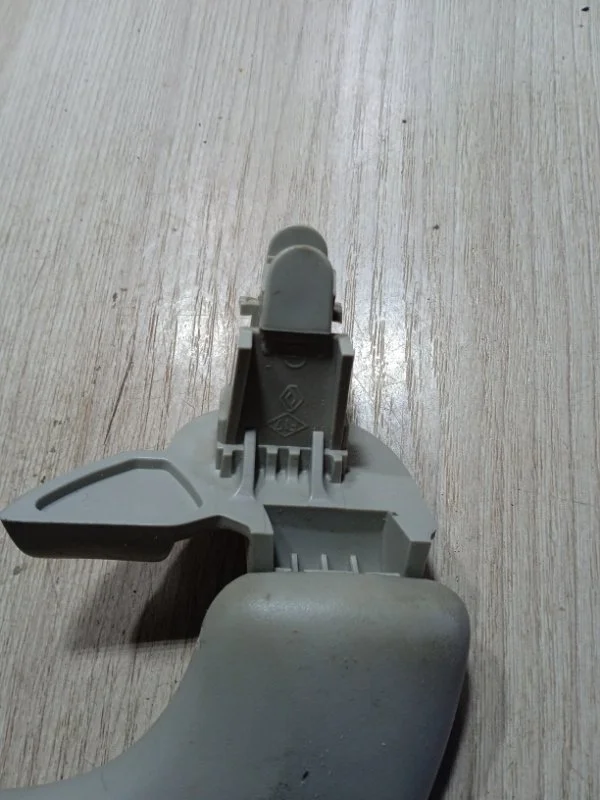 Ручка потолка RENAULT меган 2 СЕДАН 1.6 K4MD812 - миниатюра 8