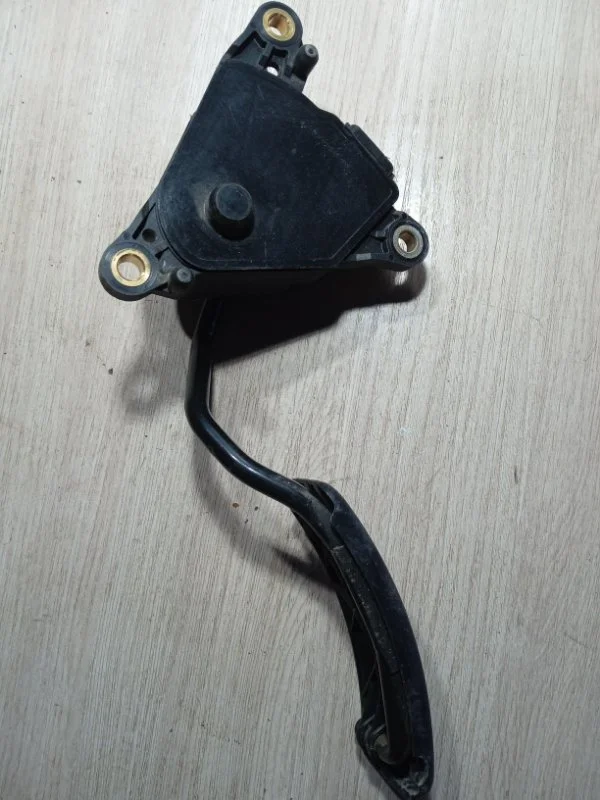 Педаль газа RENAULT меган 2 СЕДАН 1.6 K4MD812 2006 - миниатюра 4
