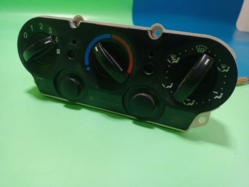 Блок управления печки Ford Фьюжн ХЕТЧБЕК 1.4 FXJA - миниатюра 2