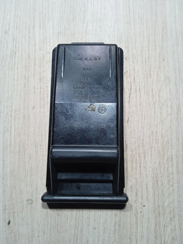 Пепельница Nissan альмера N16 СЕДАН 1.5 QG15 2005 - миниатюра 3