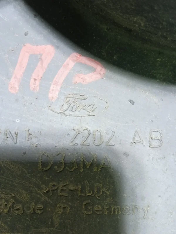 Брызговик задний правый Ford Фьюжн ХЕТЧБЕК 1.4 - миниатюра 9