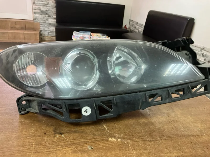 Фара передняя правая MAZDA 3 ХЕТЧБЕК 1.6 2007 - миниатюра 9