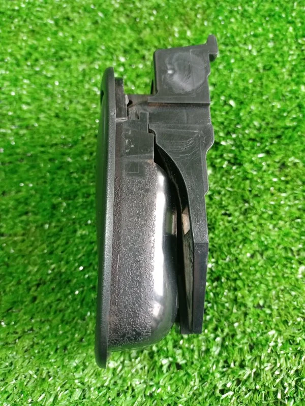 Ручка двери внутренняя задняя правая Mitsubishi - миниатюра 2