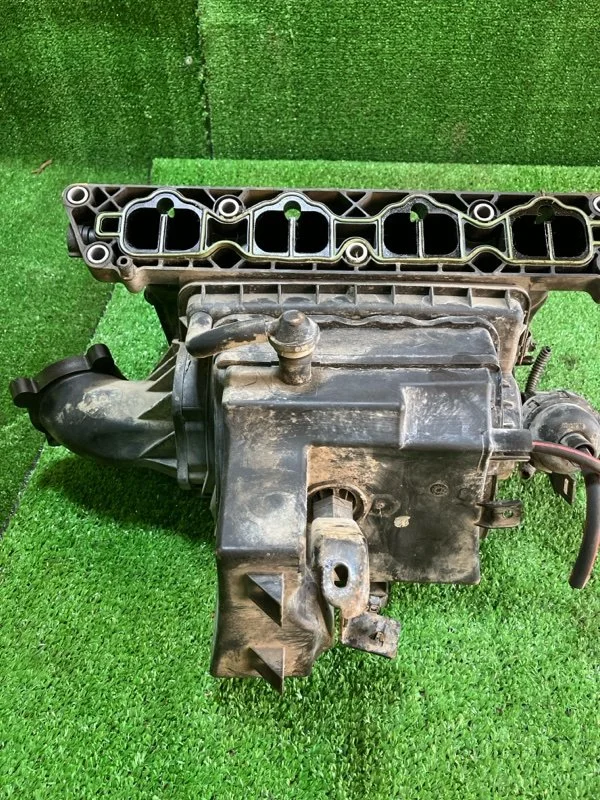 Коллектор впускной Opel астра ХЕТЧБЕК 1.6 Z16XER - изображение 1