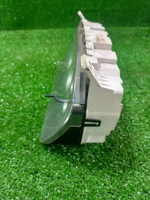 Панель приборов Mitsubishi Лансер 9 СЕДАН 1.3 4G13 - миниатюра 8