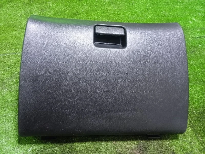 Бардачок Mitsubishi Лансер 9 СЕДАН 1.3 4G13 2005
