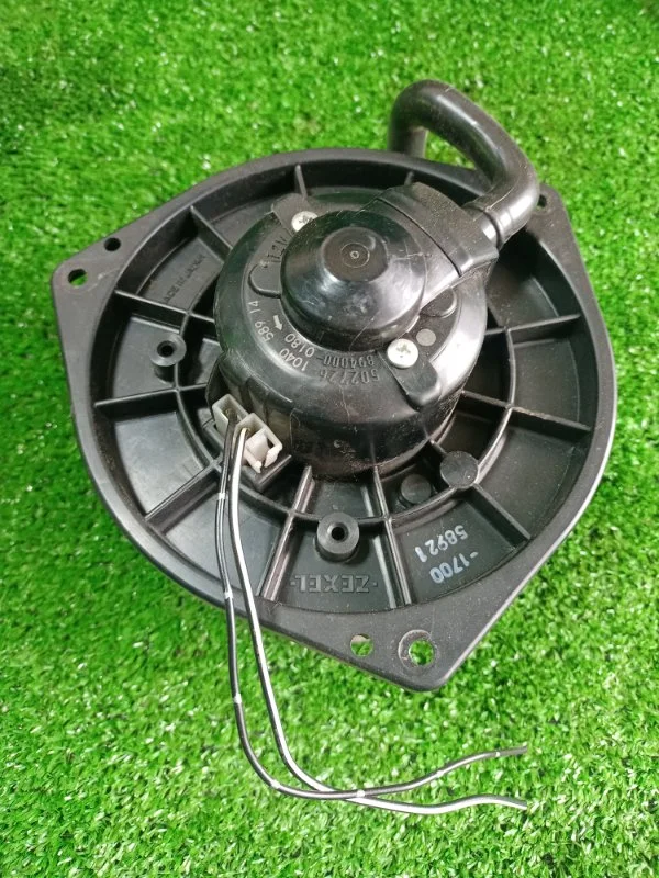 Мотор печки Mitsubishi Лансер 9 СЕДАН 1.3 4G13 - изображение 1
