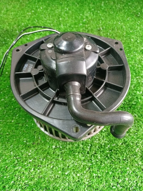 Мотор печки Mitsubishi Лансер 9 СЕДАН 1.3 4G13 - миниатюра 2