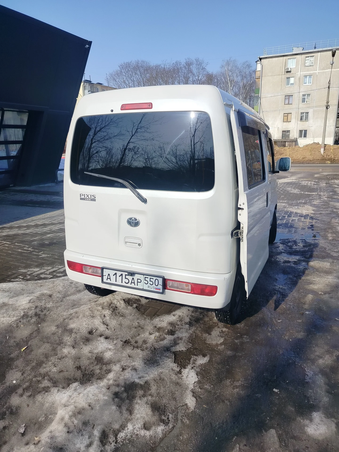 Продам Toyota Pixic van - миниатюра 4
