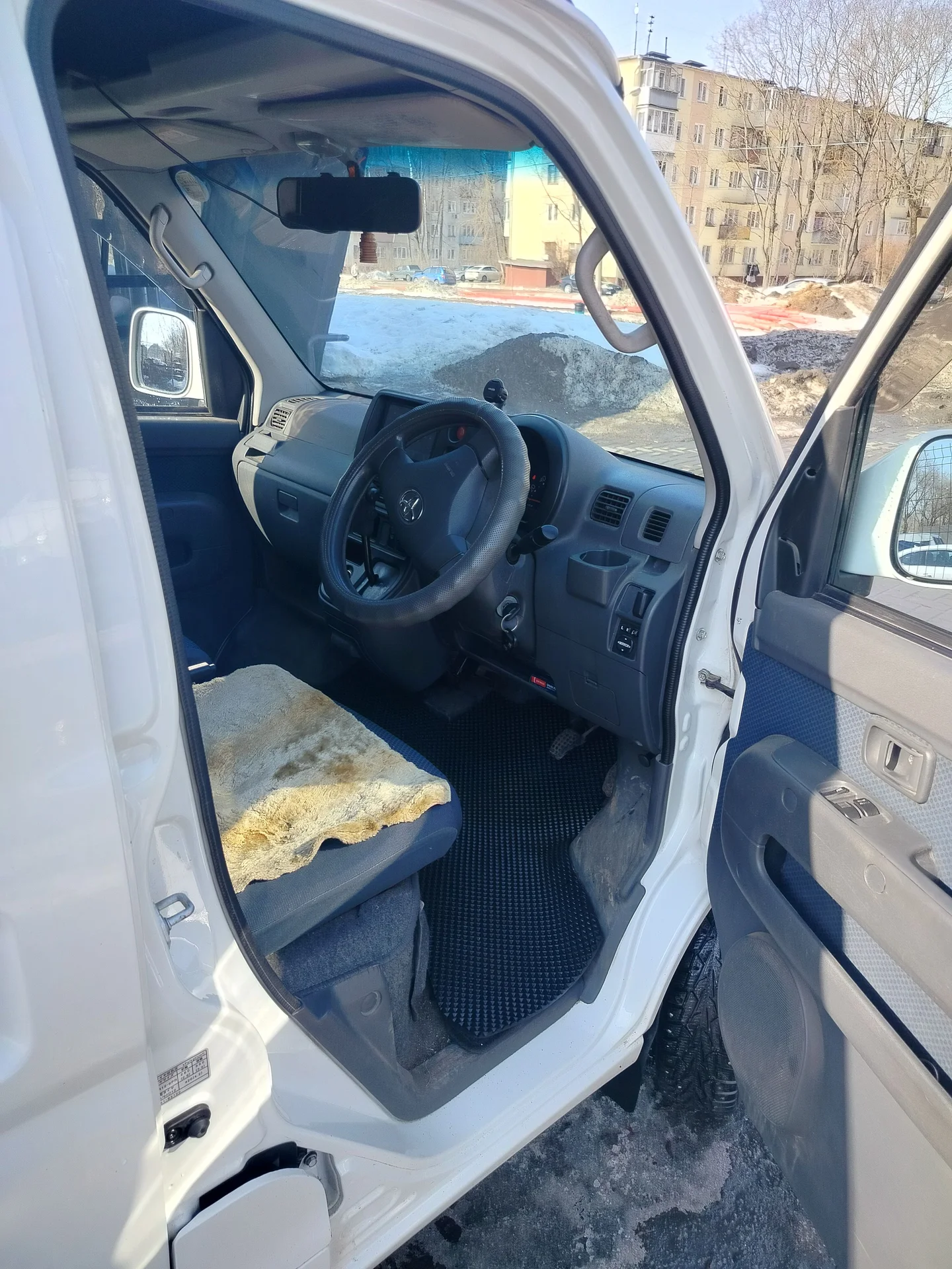 Продам Toyota Pixic van - миниатюра 8
