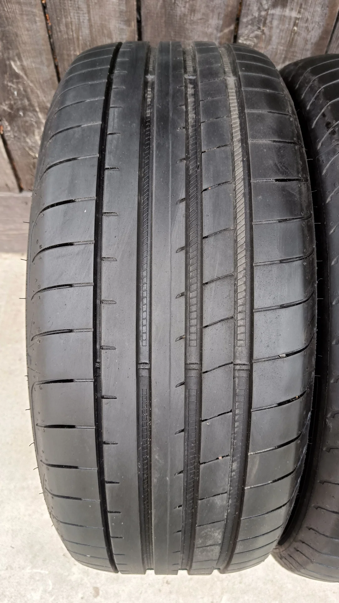 Good Year 245/45/R20 99V - миниатюра 2