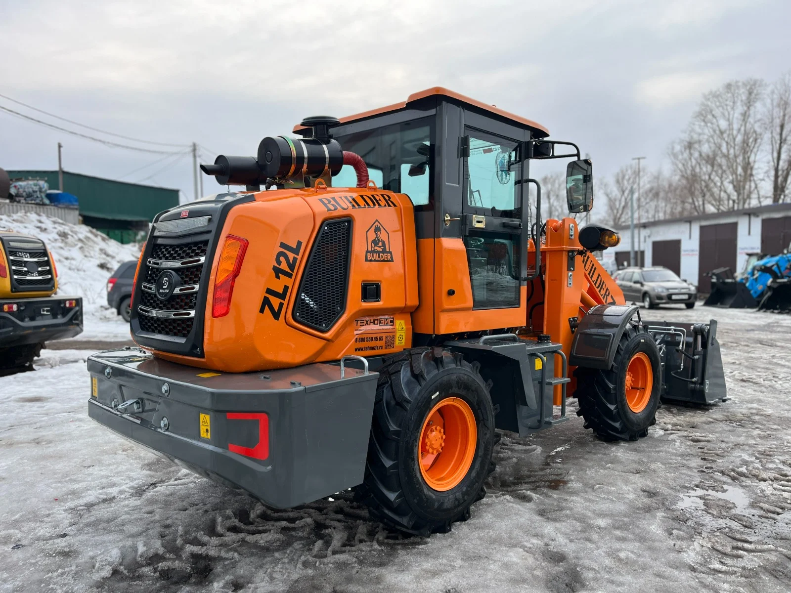 Фронтальный погрузчик Builder zl 12L - миниатюра 2