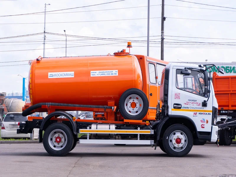 ВАКУУМНАЯ МАШИНА НА БАЗЕ DONGFENG С120T - миниатюра 2