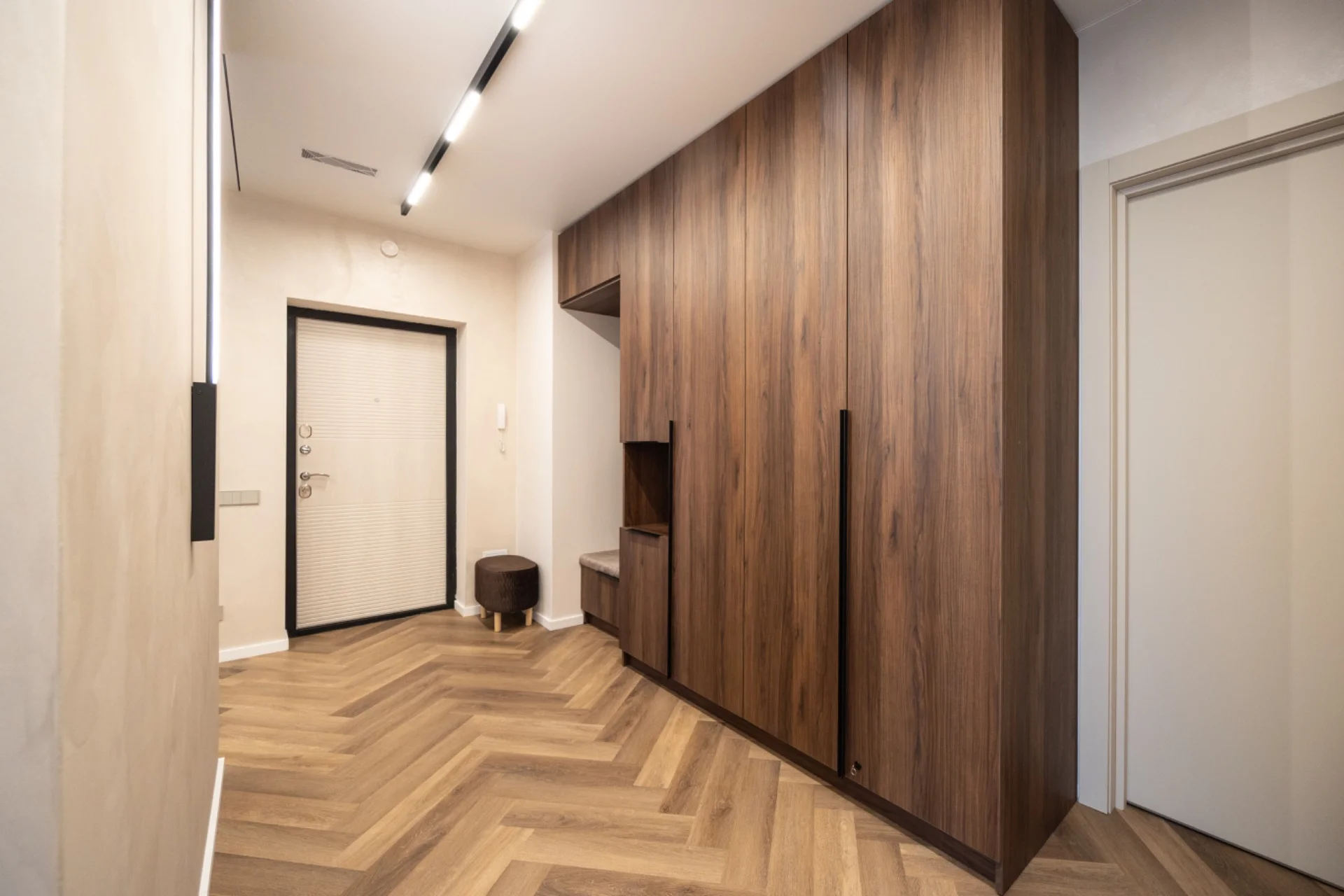 LovelyHome39 | Дизайнерская 3-комнатная квартира у Музея Мирового океана - миниатюра 27