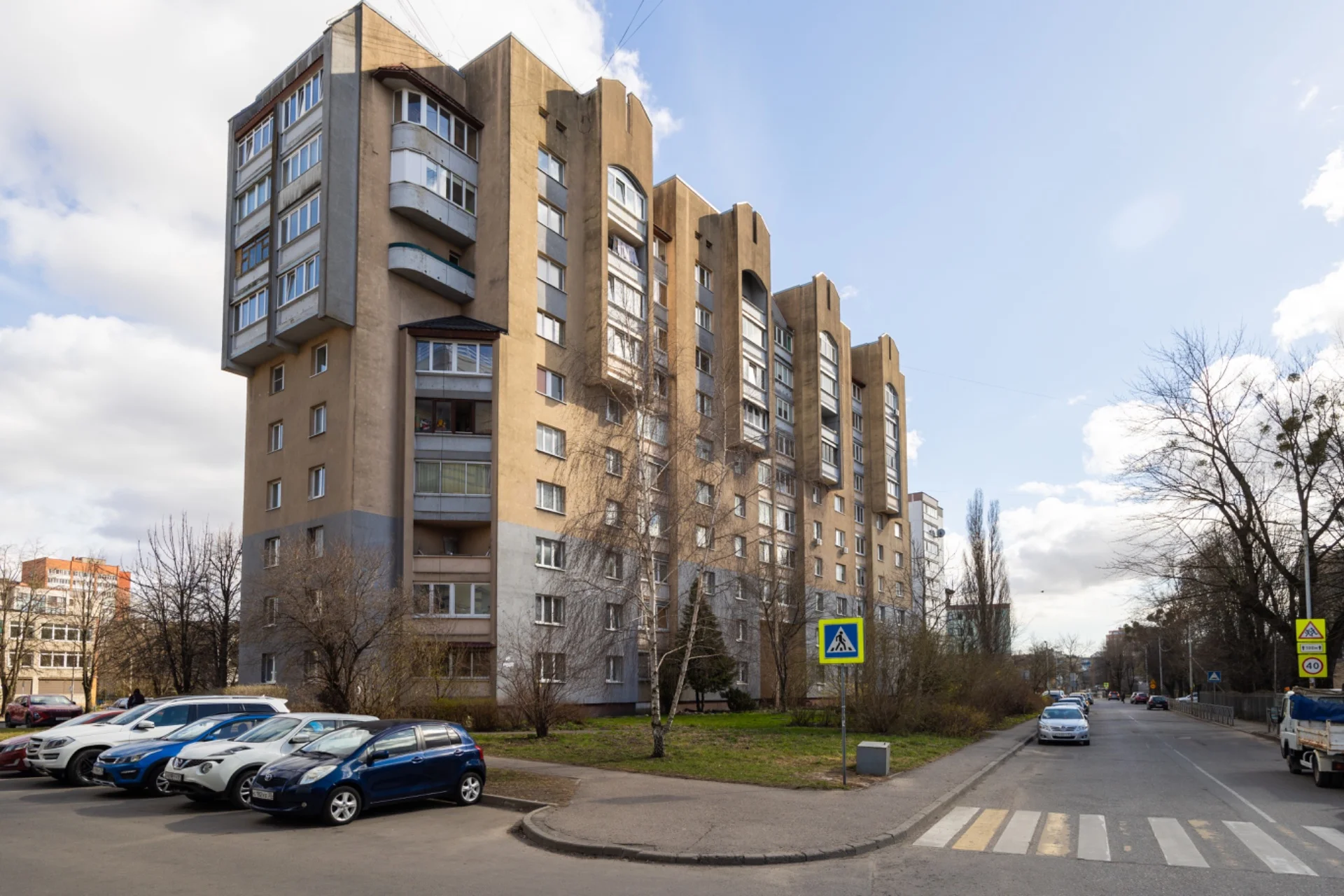 LovelyHome39 | Просторная 2-комнатная квартира рядом с поющими фонтанами - миниатюра 23