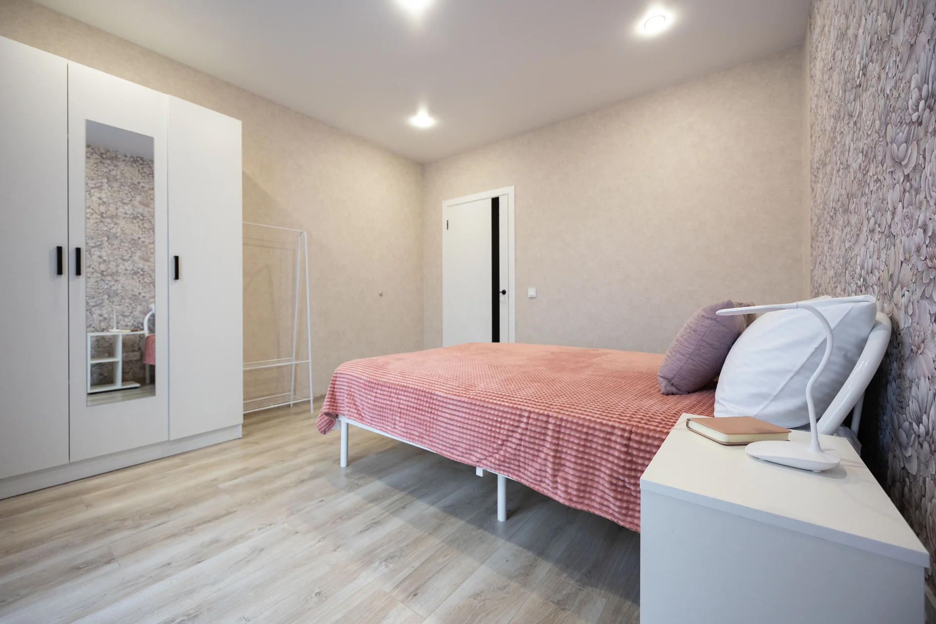 LovelyHome39 Нассер Гартен - миниатюра 3