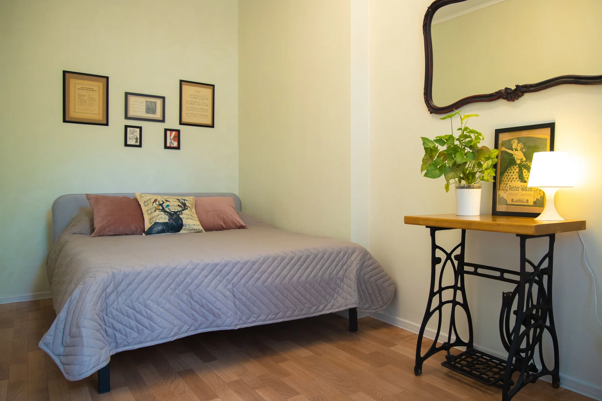 LovelyHome39 Двухкомнатная арт-квартира в районе Амалиенау - миниатюра 22