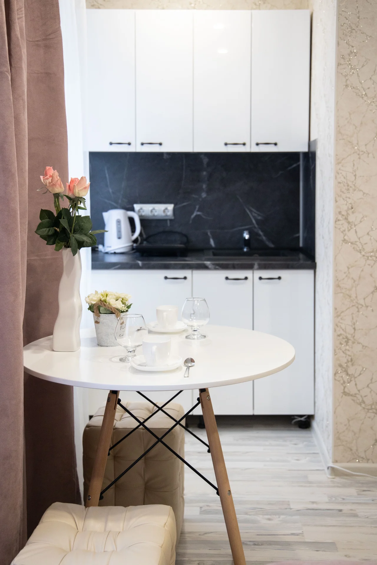 LovelyHome39 у Королевских ворот студия 3 - миниатюра 11