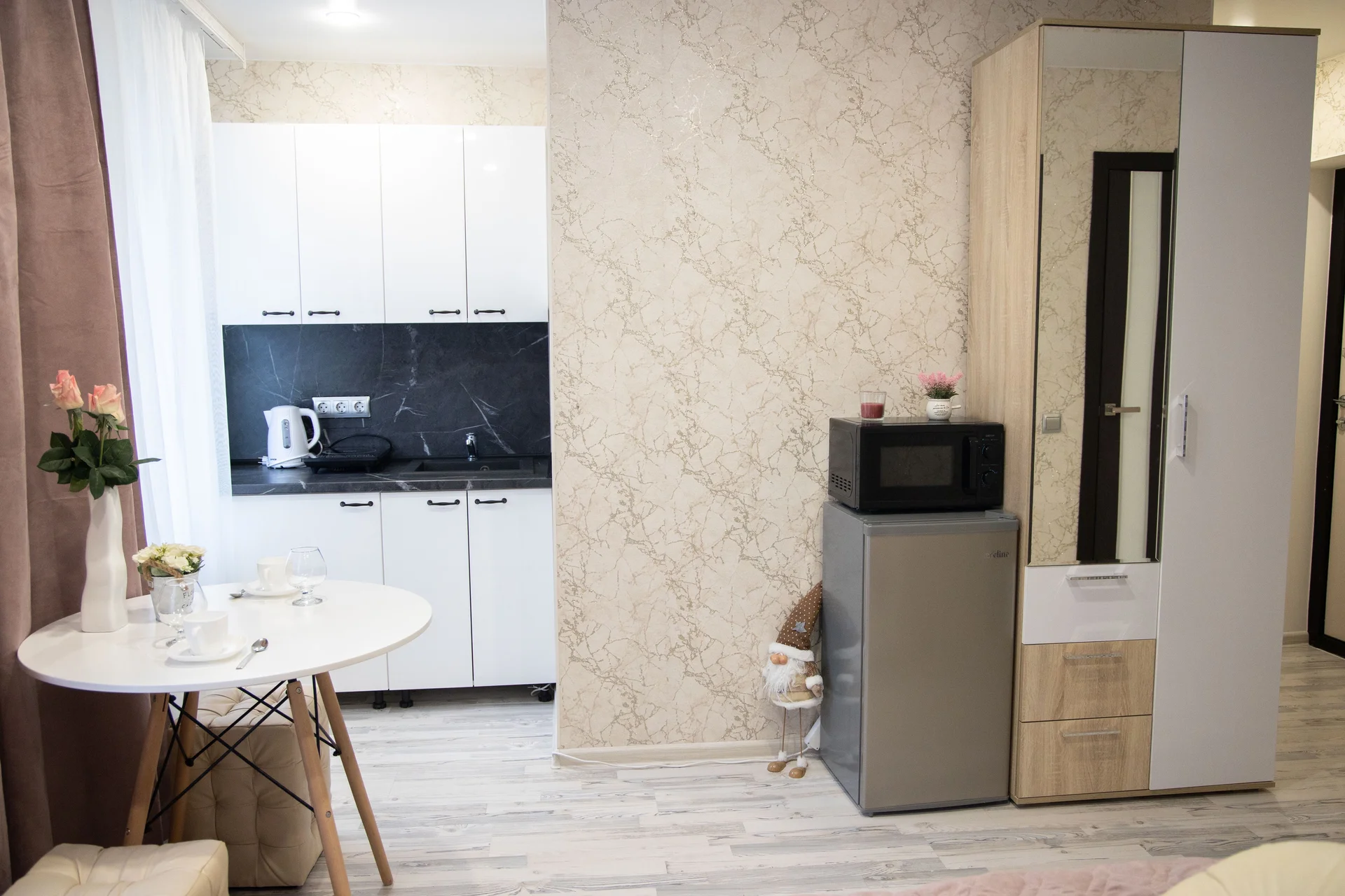 LovelyHome39 у Королевских ворот студия 3 - миниатюра 13