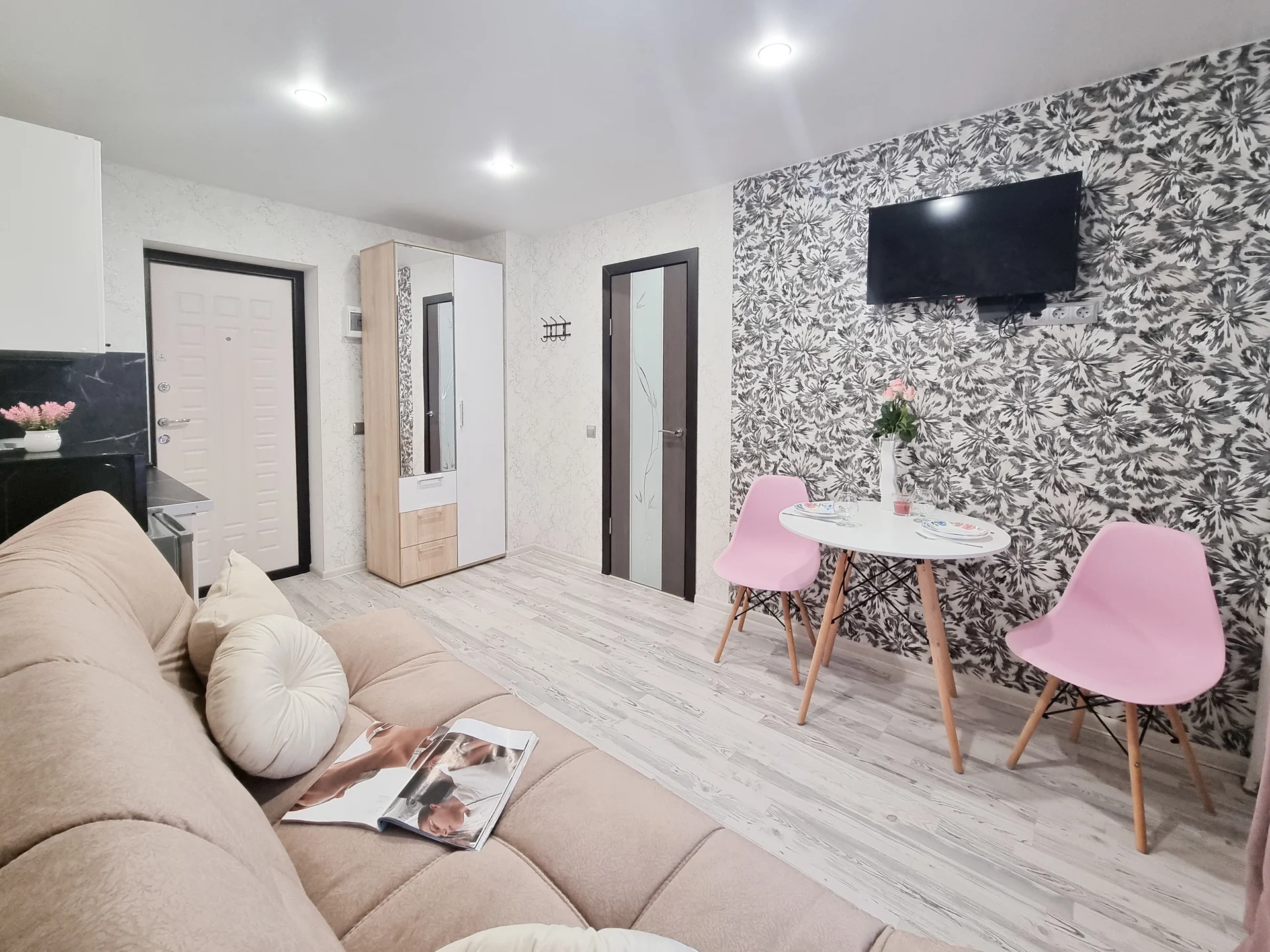 LovelyHome39 у Королевских ворот студия 4 - миниатюра 14