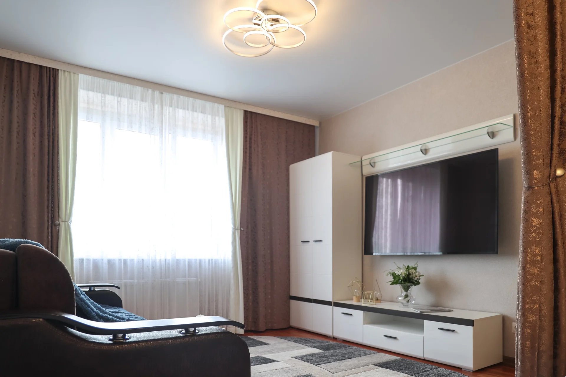 LovelyHome39 у Южного вокзала - миниатюра 13