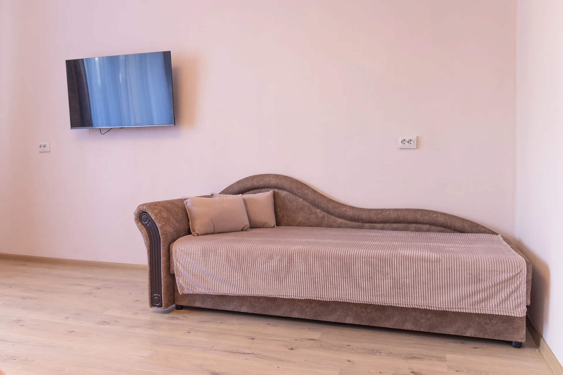 LovelyHome39 у поющих фонтанов - миниатюра 4