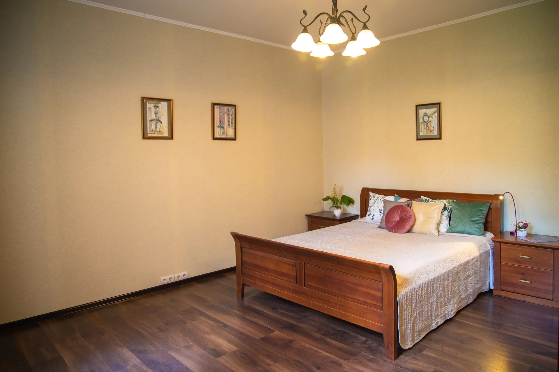 LovelyHome39 район Амалиенау - изображение 1