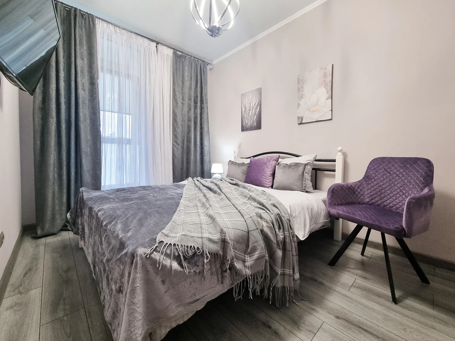 LovelyHome39 апартаменты у Королевских ворот - изображение 1