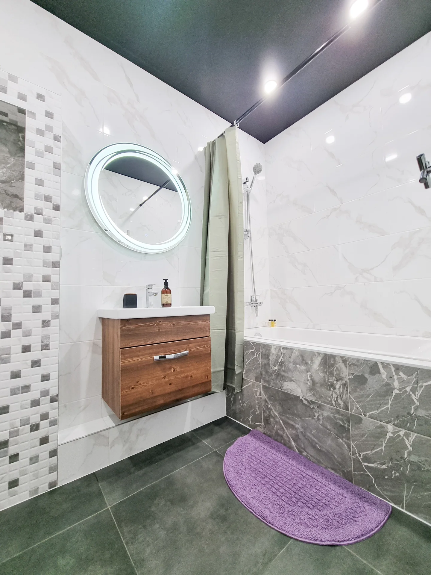 LovelyHome39 апартаменты у Королевских ворот - миниатюра 19