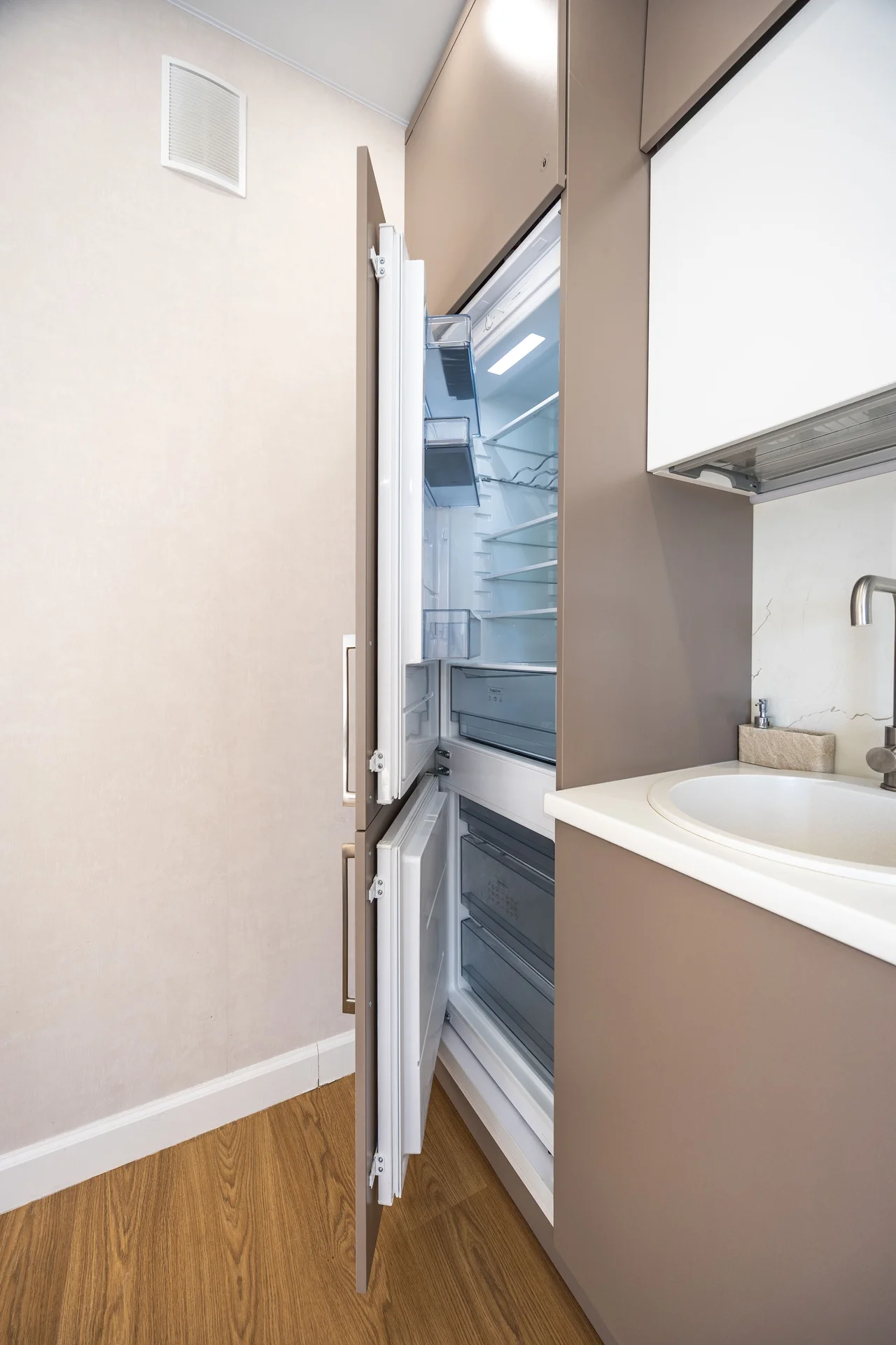 LovelyHome39 Стильные апартаменты в тихом центре Светлогорска - миниатюра 11