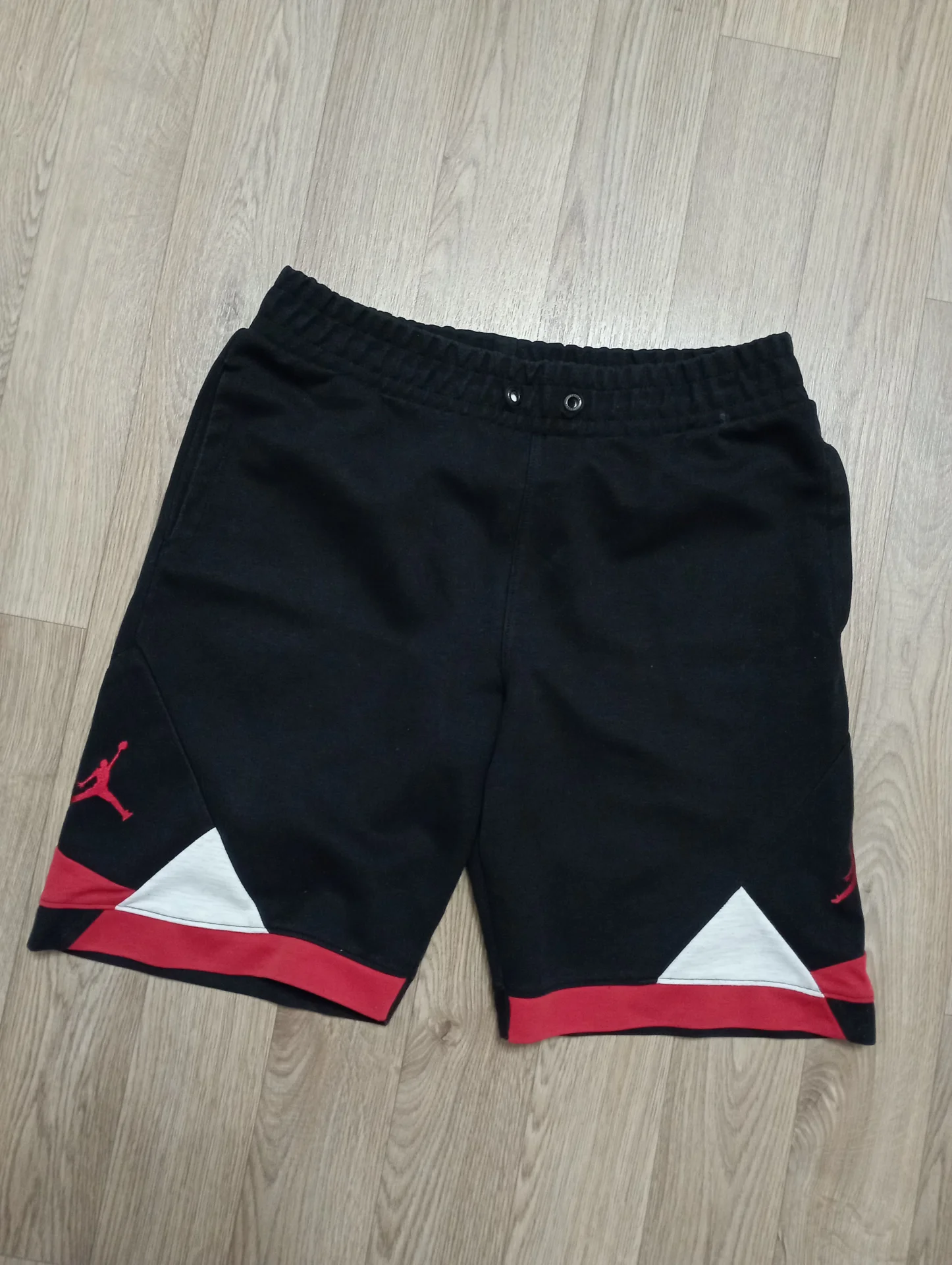Шорты Nike Jordan - миниатюра 2