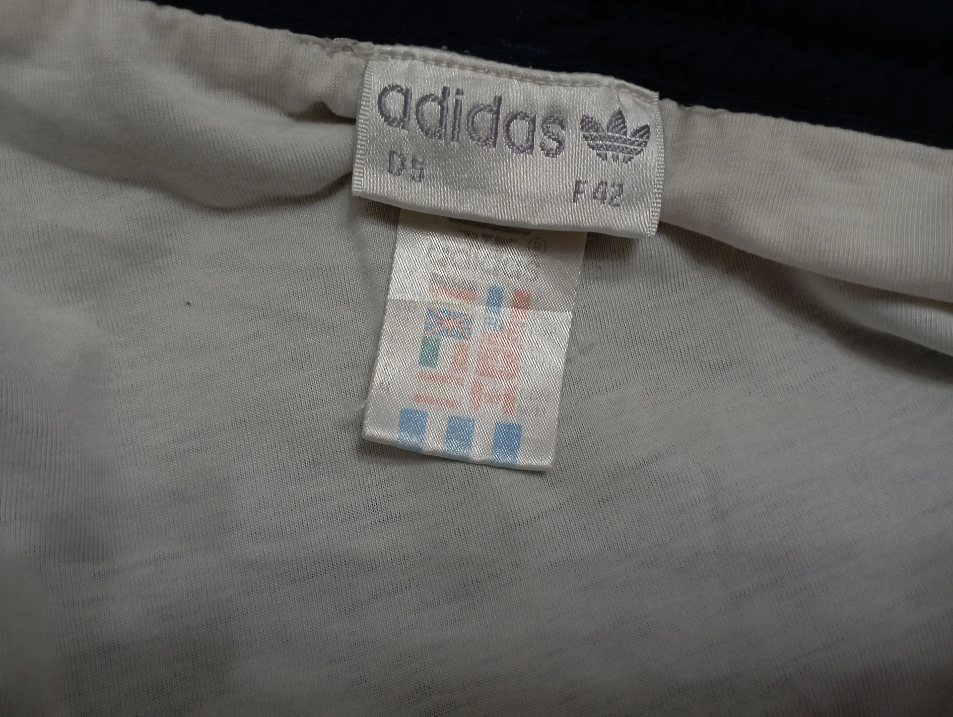 Винтажные шорты Adidas - миниатюра 4