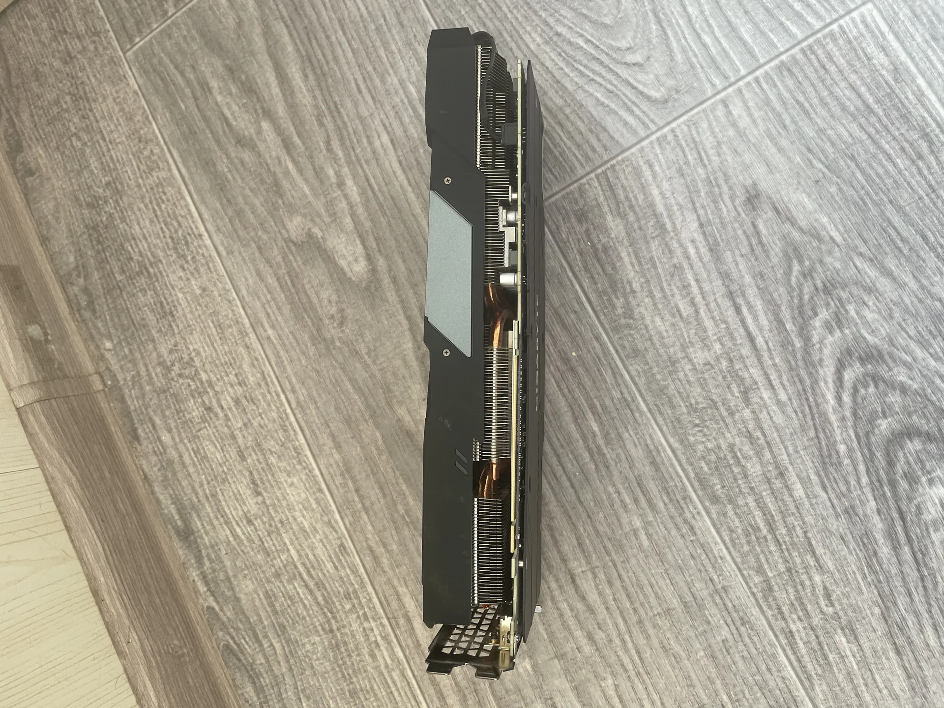 Видеокарта Gigabyte nvidia GeForce RTX 2070super - миниатюра 3