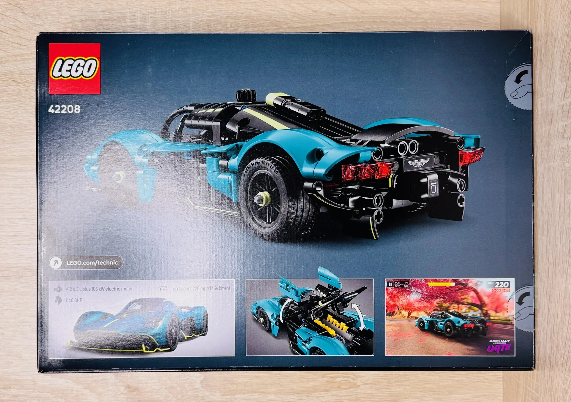 Конструктор LEGO Aston Martin Valkyrie 42208 - миниатюра 2
