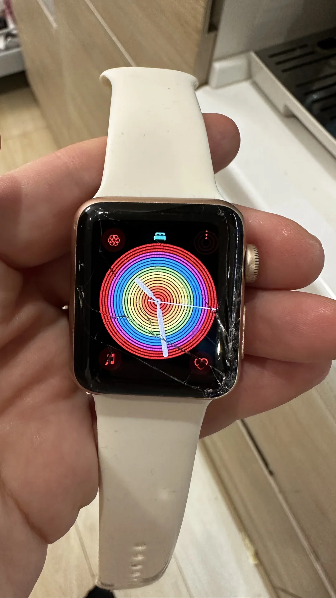 Часы Apple watch series 3 38mm - миниатюра 4