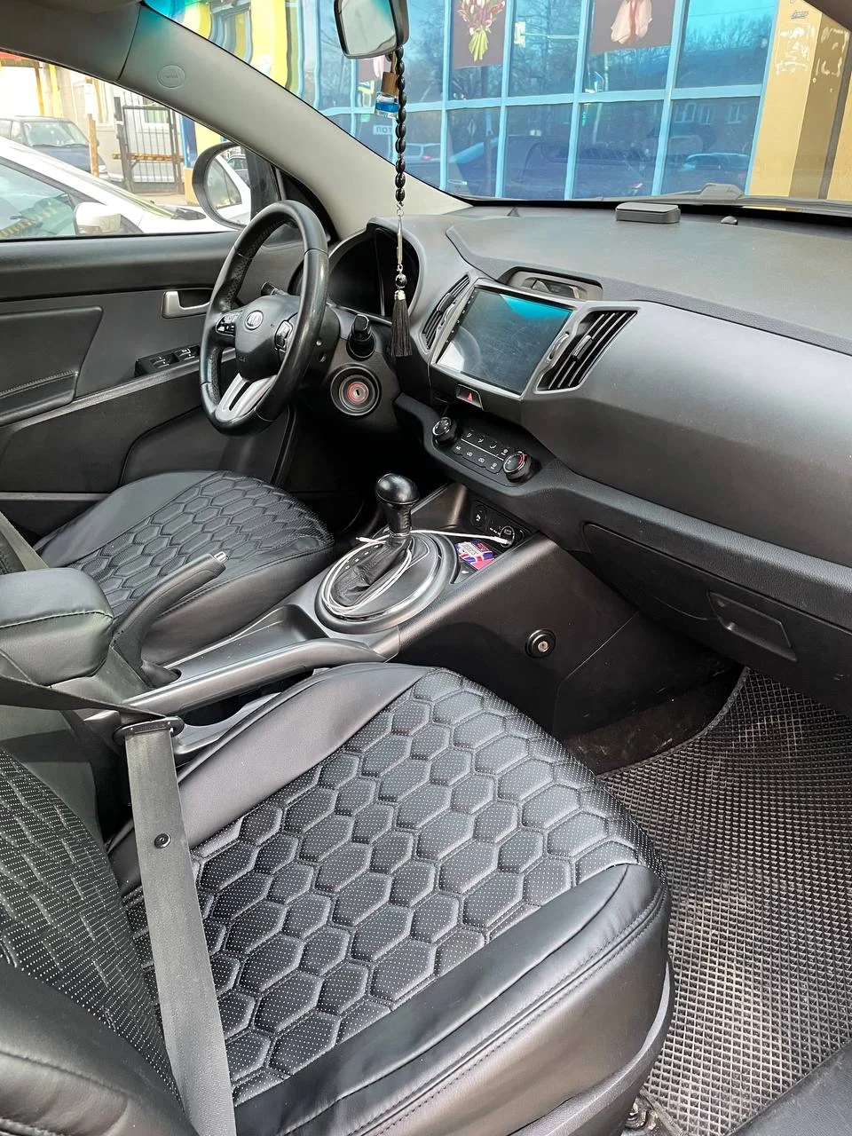 KIA SPORTAGE 2012 года - миниатюра 6