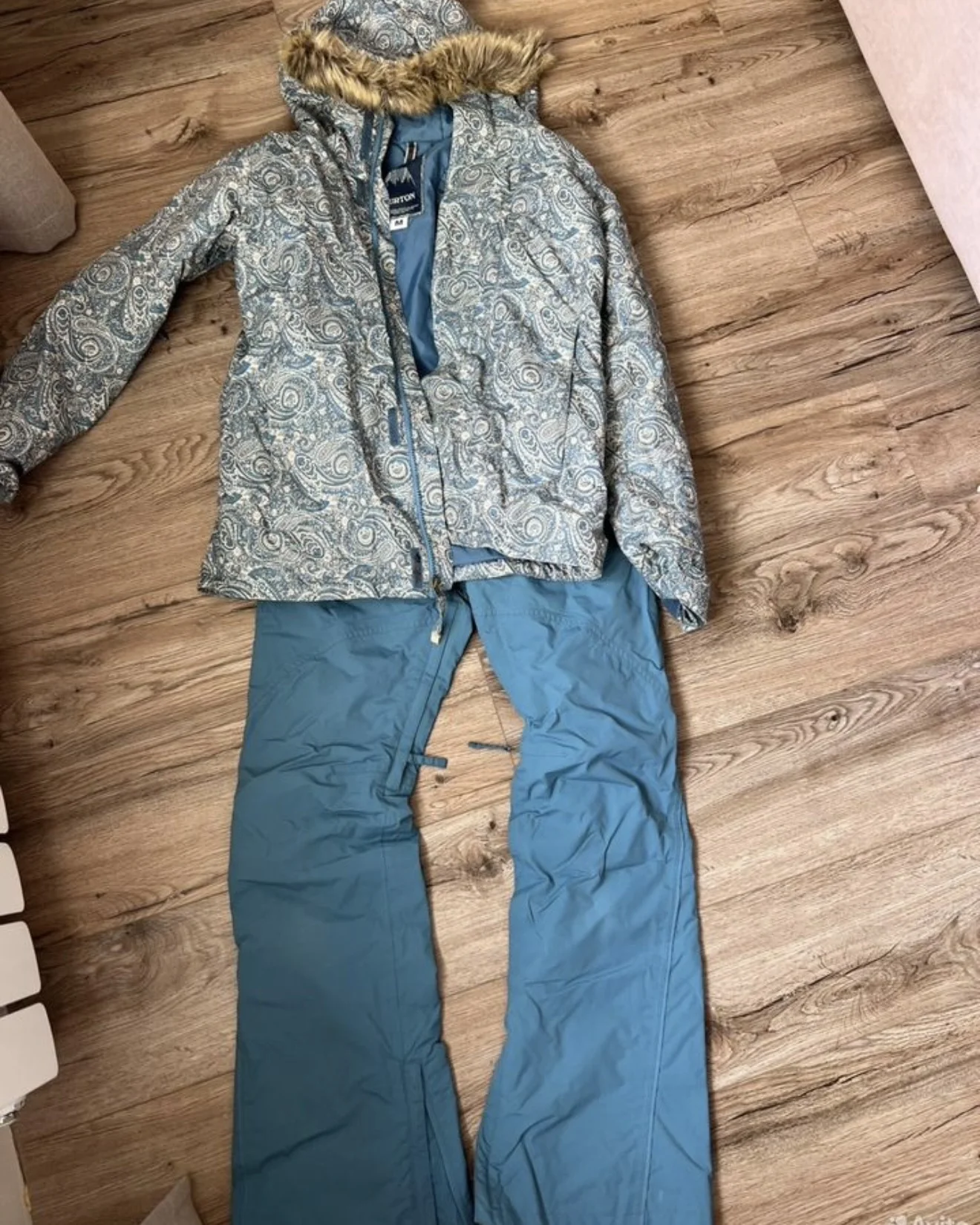 Горнолыжный костюм BURTON - миниатюра 4