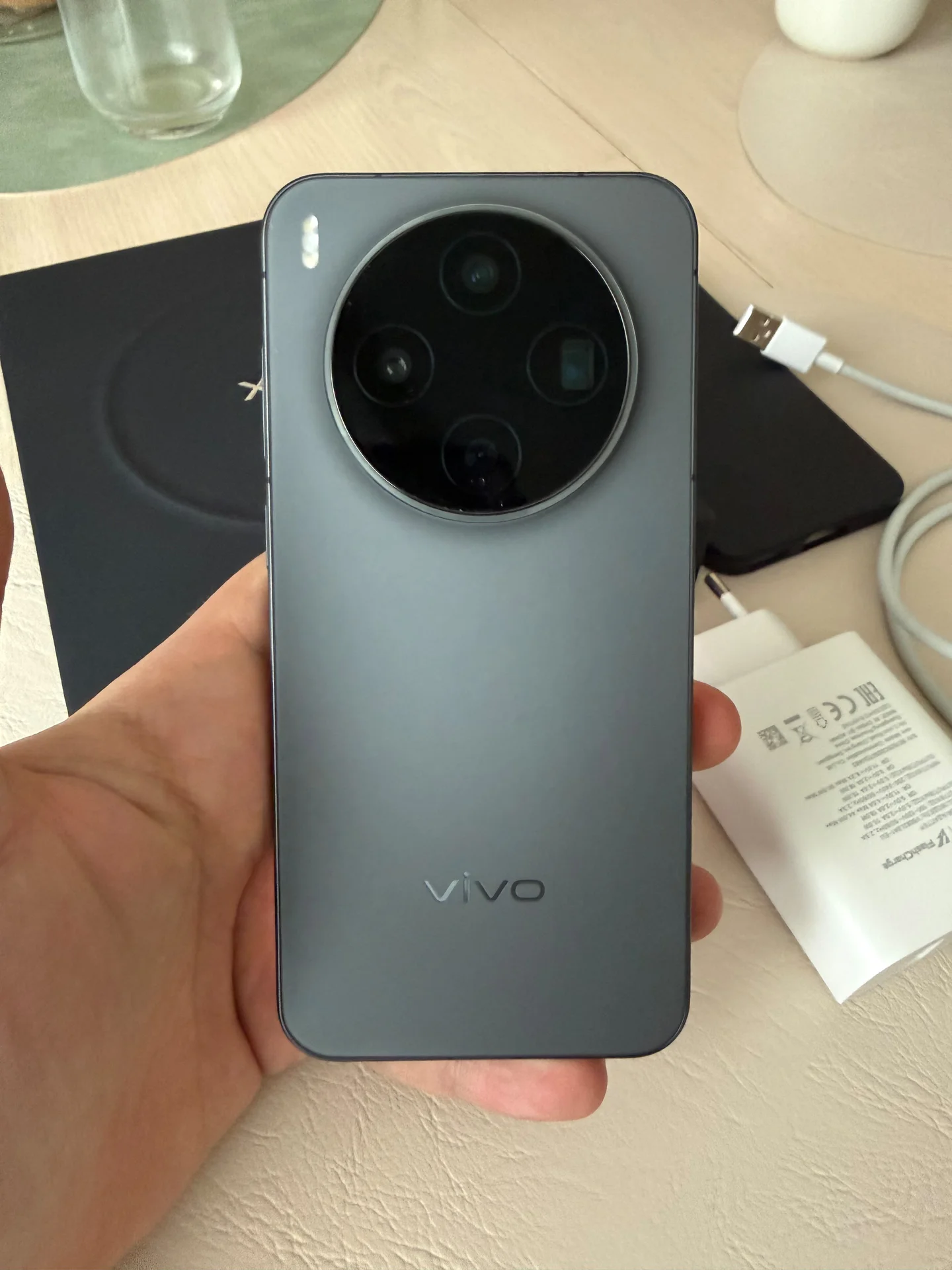 Vivo x300 - миниатюра 4