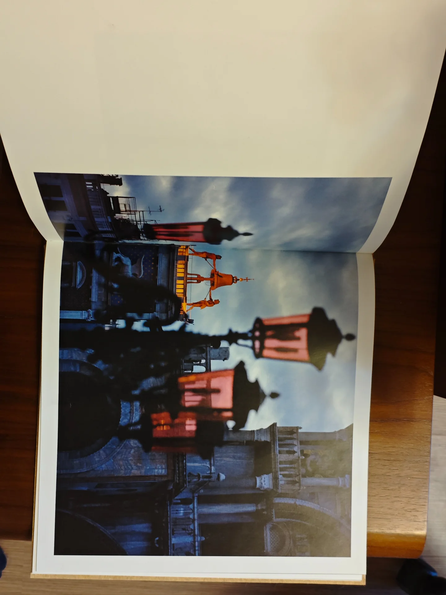 Книга. Фотоальбом мастерской Массимилиано Скьявон - миниатюра 4