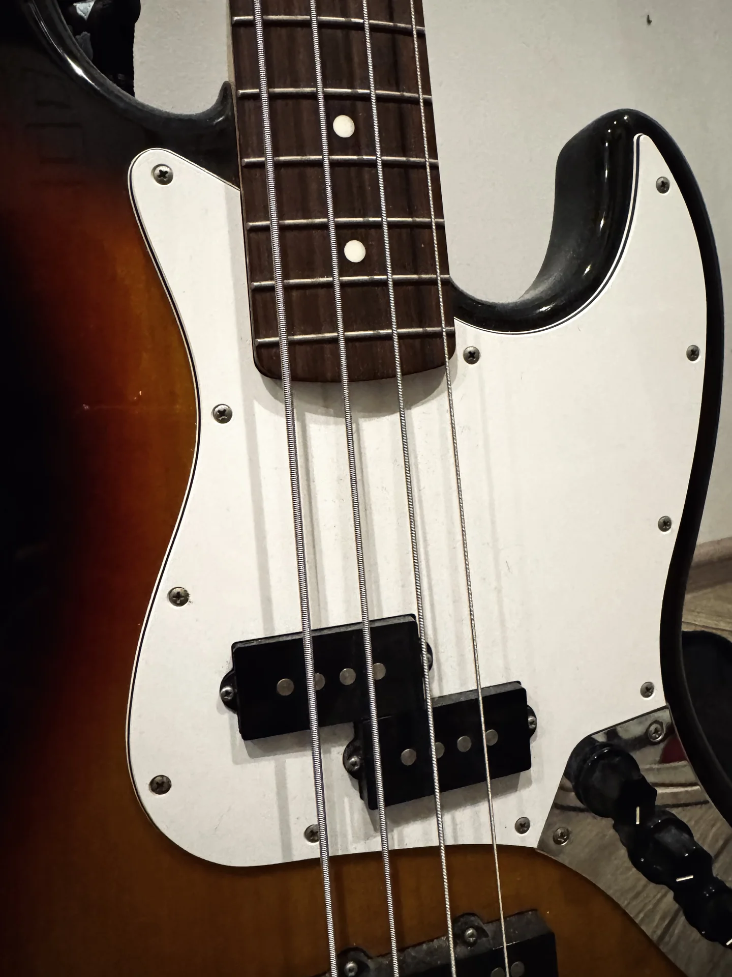 Бас-гитара Fender Jazz Bass JB-STD 2010 Japan - миниатюра 4