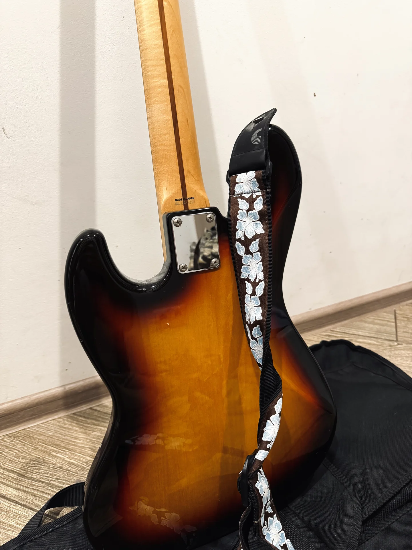 Бас-гитара Fender Jazz Bass JB-STD 2010 Japan - миниатюра 5