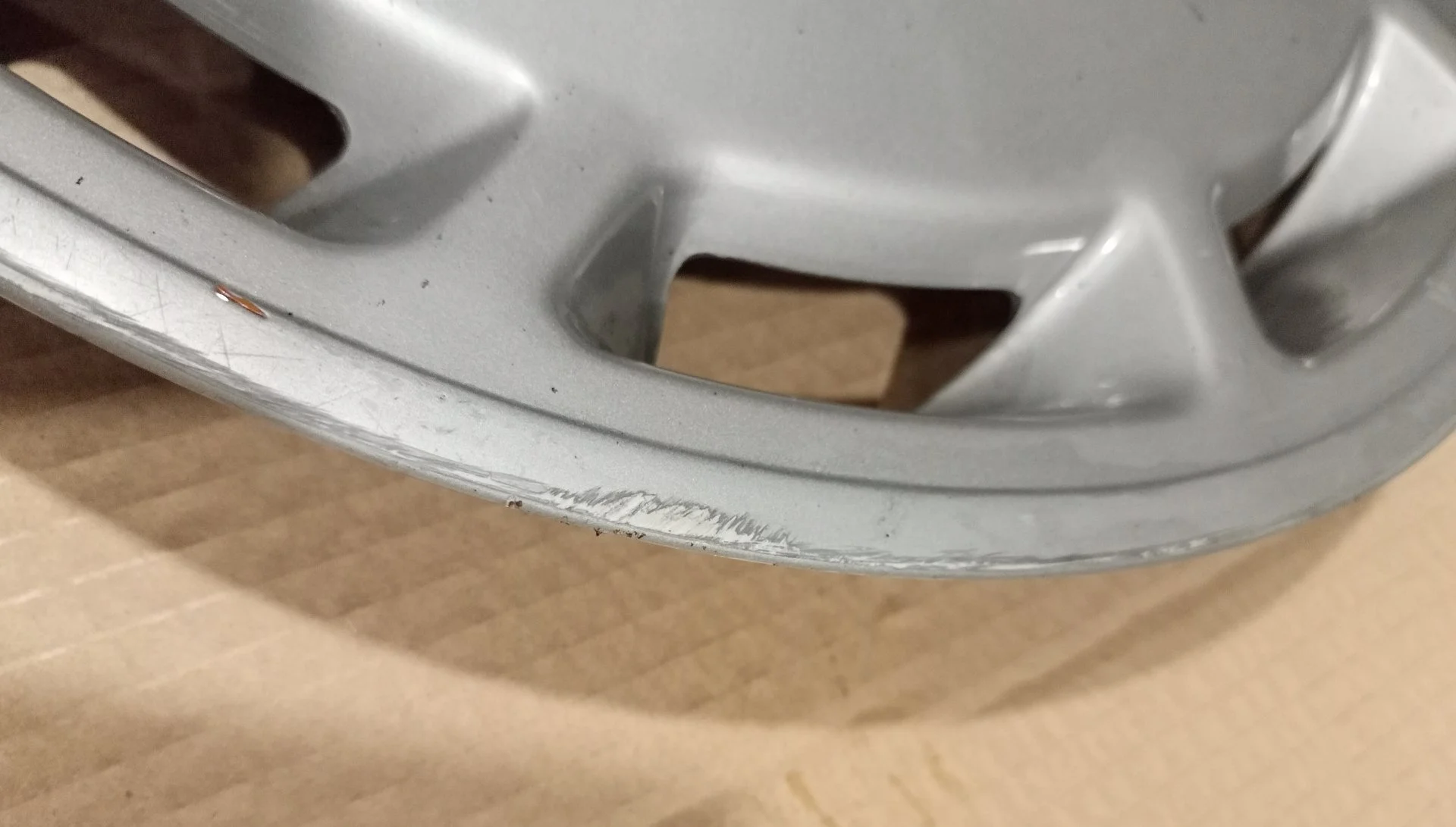 9127311 Колпак колеса Volvo - миниатюра 3