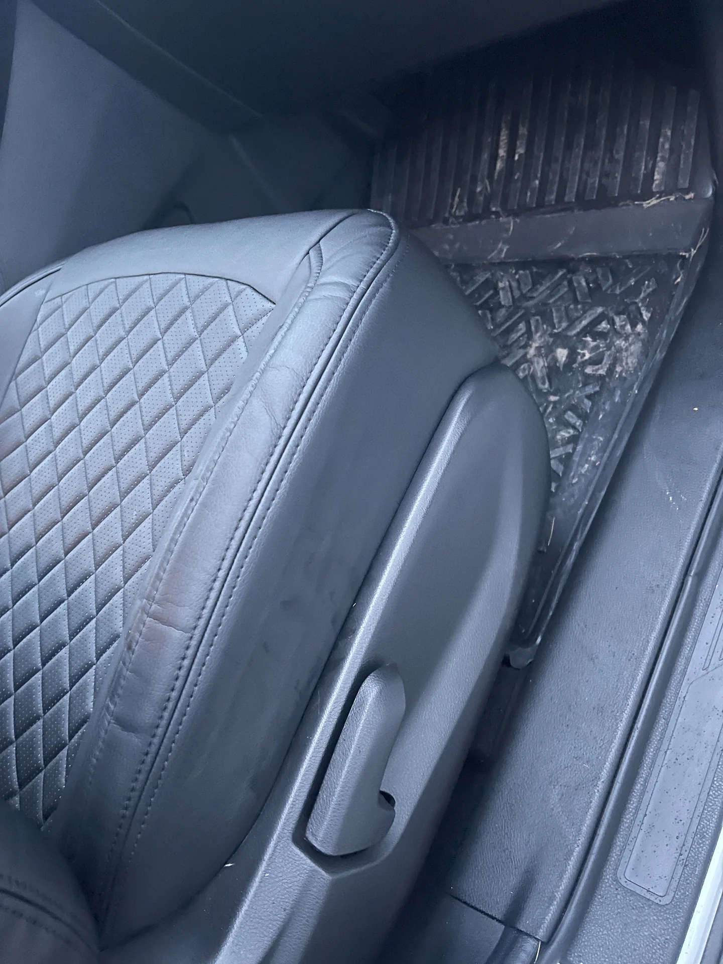 Чехлы экокожа haval М6 - миниатюра 4