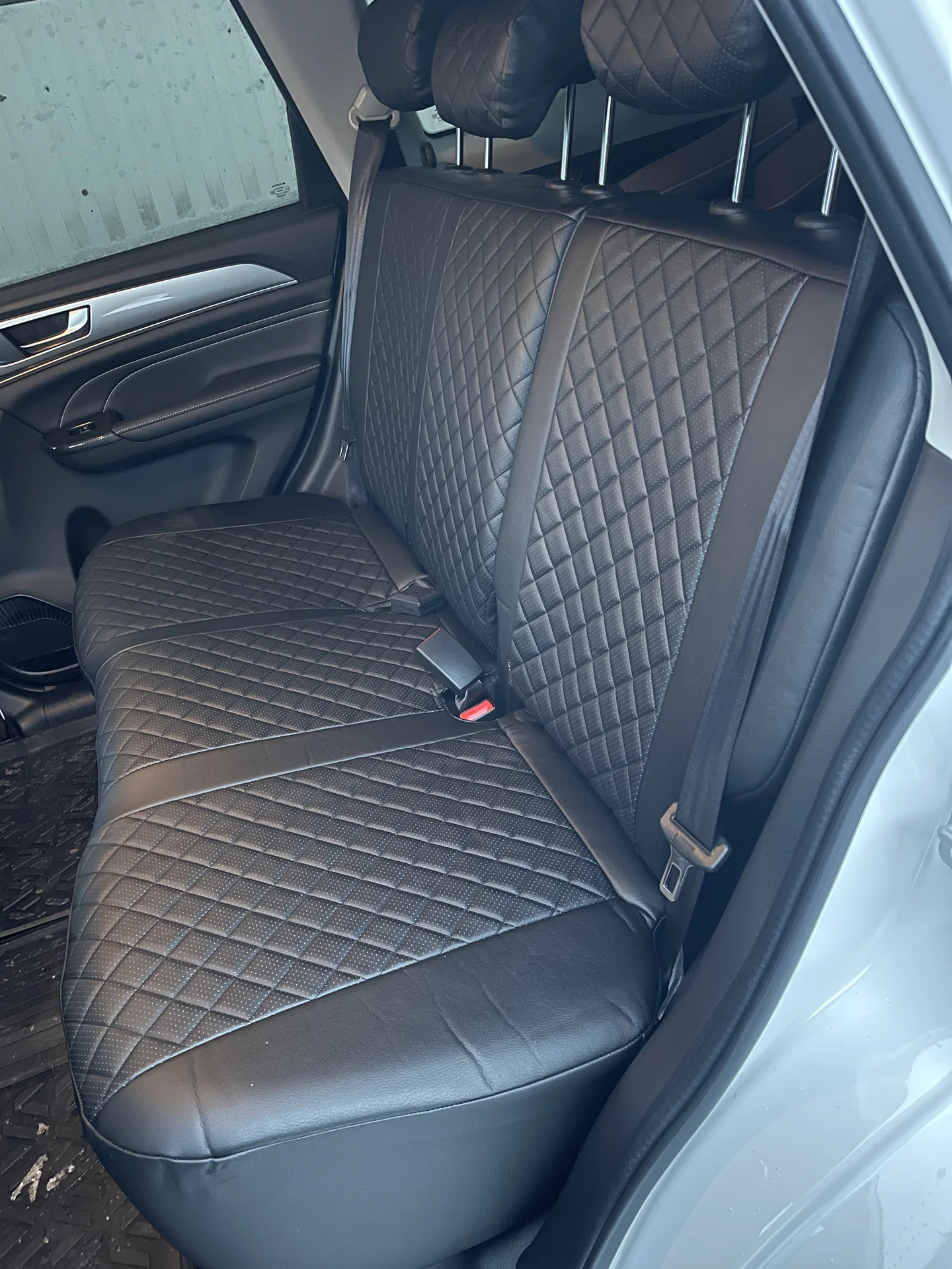 Чехлы экокожа haval М6 - миниатюра 5