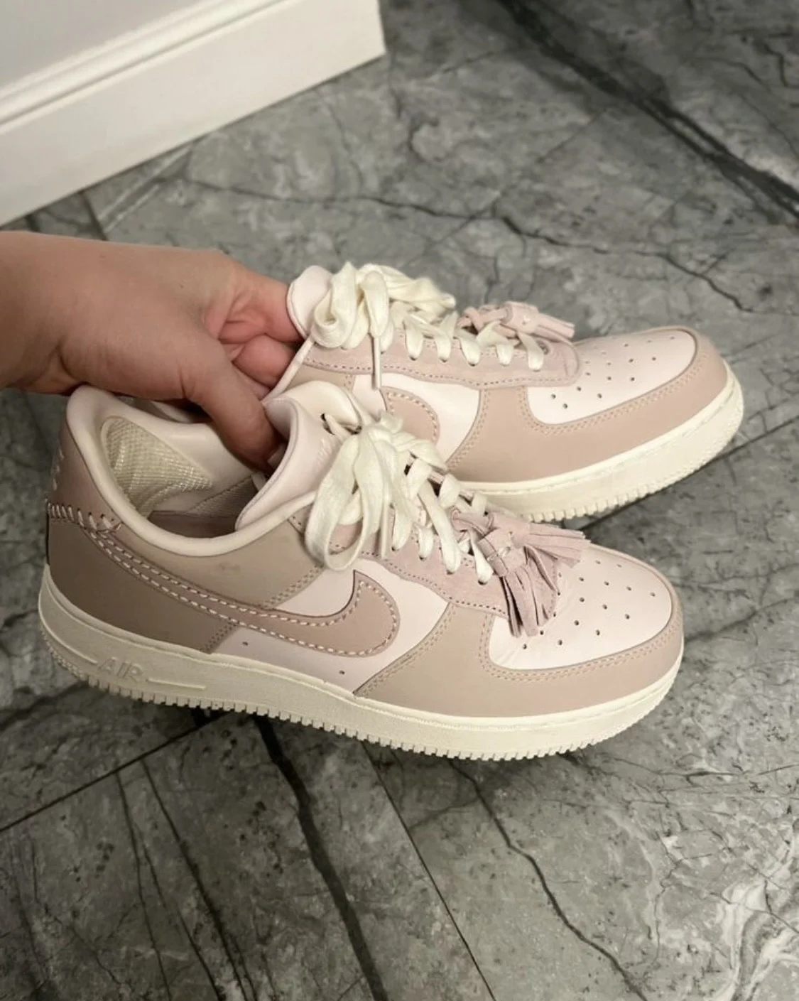 Кеды женские Nike air force 1'07 - миниатюра 2