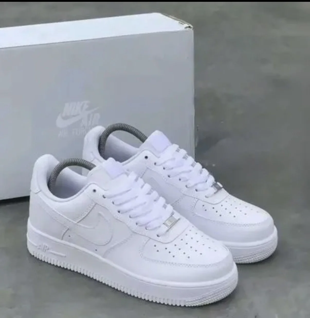 Nike Air Force 1 low качество оригинал пойзон - миниатюра 2