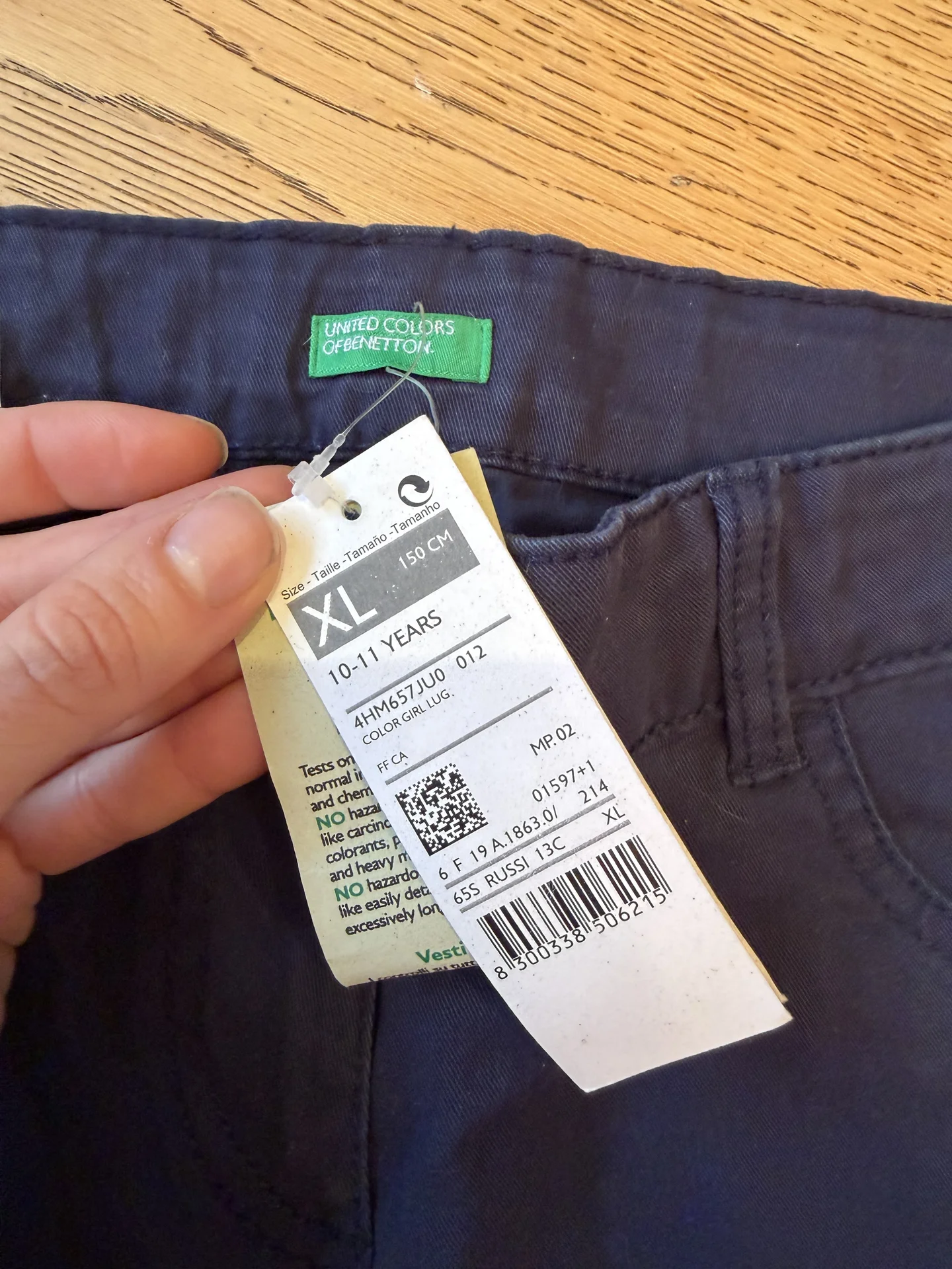 Джинсы с разрезами на девочку benetton 150см - миниатюра 3