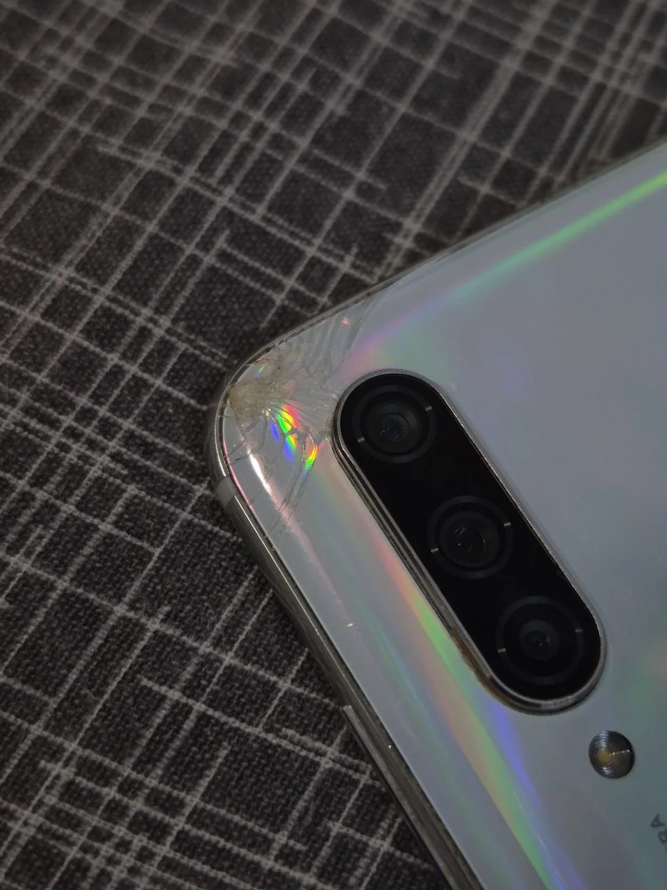 Телефон Mi 9 lite - миниатюра 3