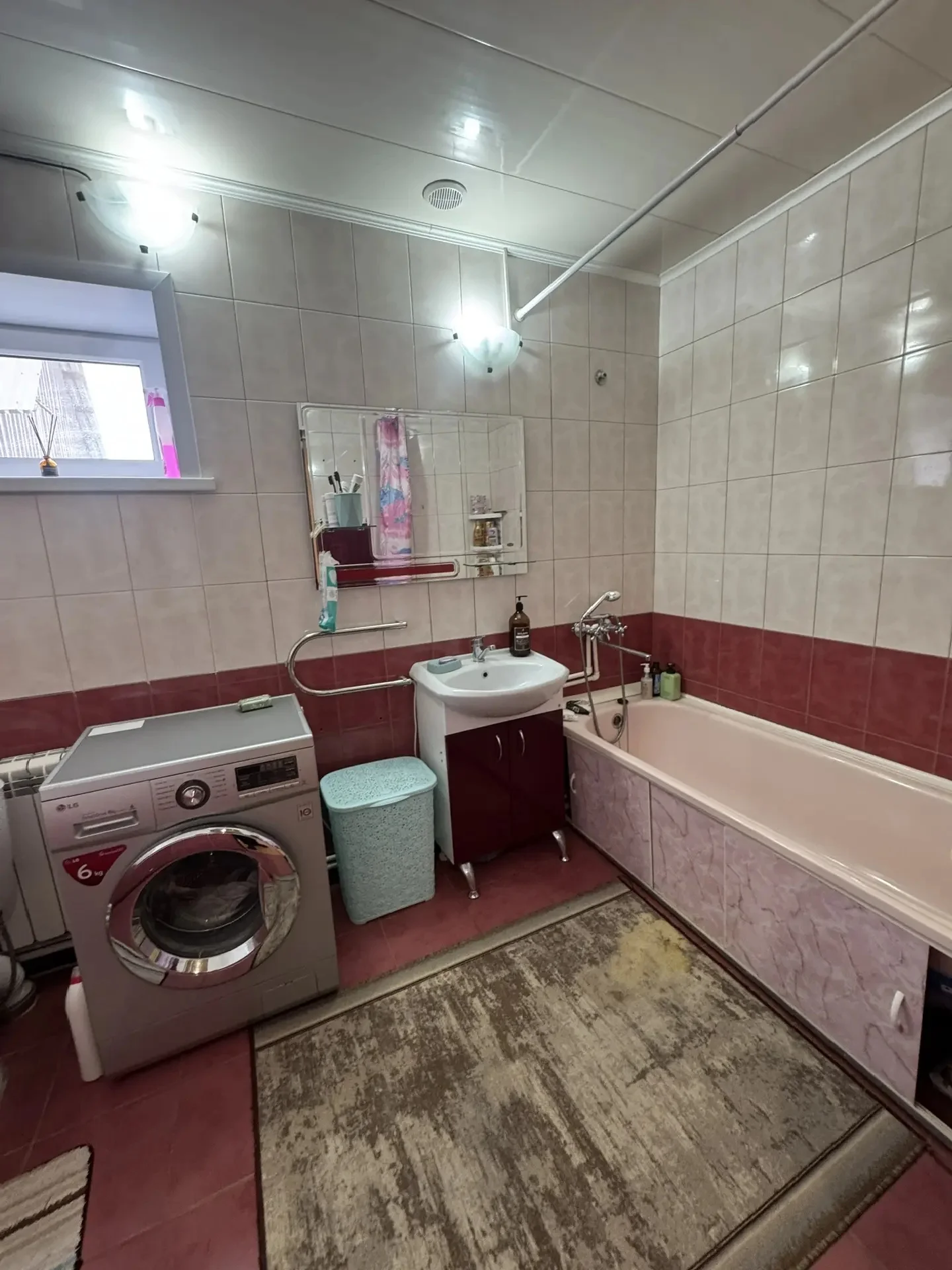 Продаю дом общей площадью 120 кв.м. Участок 4 сотки земли. Документы в порядке. Остальные вопросы по - миниатюра 12