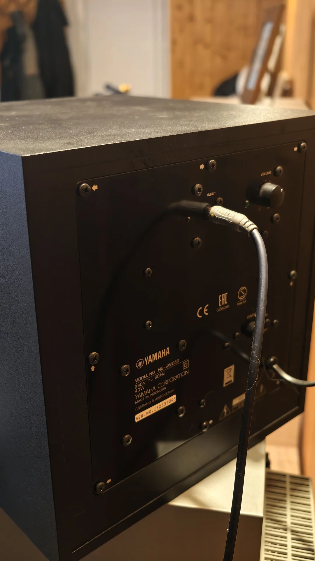 Сабвуфер Yamaha NS-SW050 - миниатюра 4